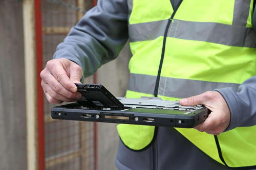 noutbuk_panasonic_toughbook_cf_33_mk_1_i5_7300u_8gb_5120ssd_sensornyy_ekran